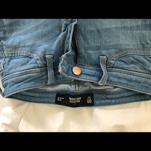 Hollister jagging‘s